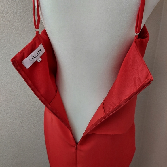 Elliat by Revolve The Shot Tulip Asymetrical Red Dress  Sz S - Picture 15 of 15